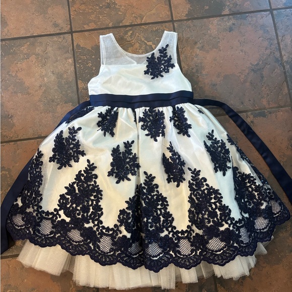 Prince Other - $3 SALE 😍 Navy and White Lace Kids Dress